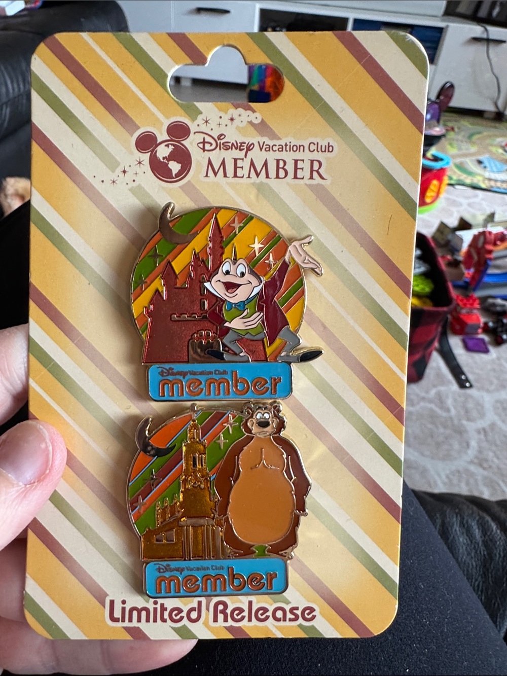 Disney DVC Disney vacation club Limited edition pin SET MR. TOAD NWT